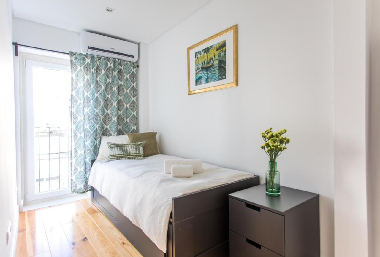 Lx Design Near Congress Center Bed & Breakfast